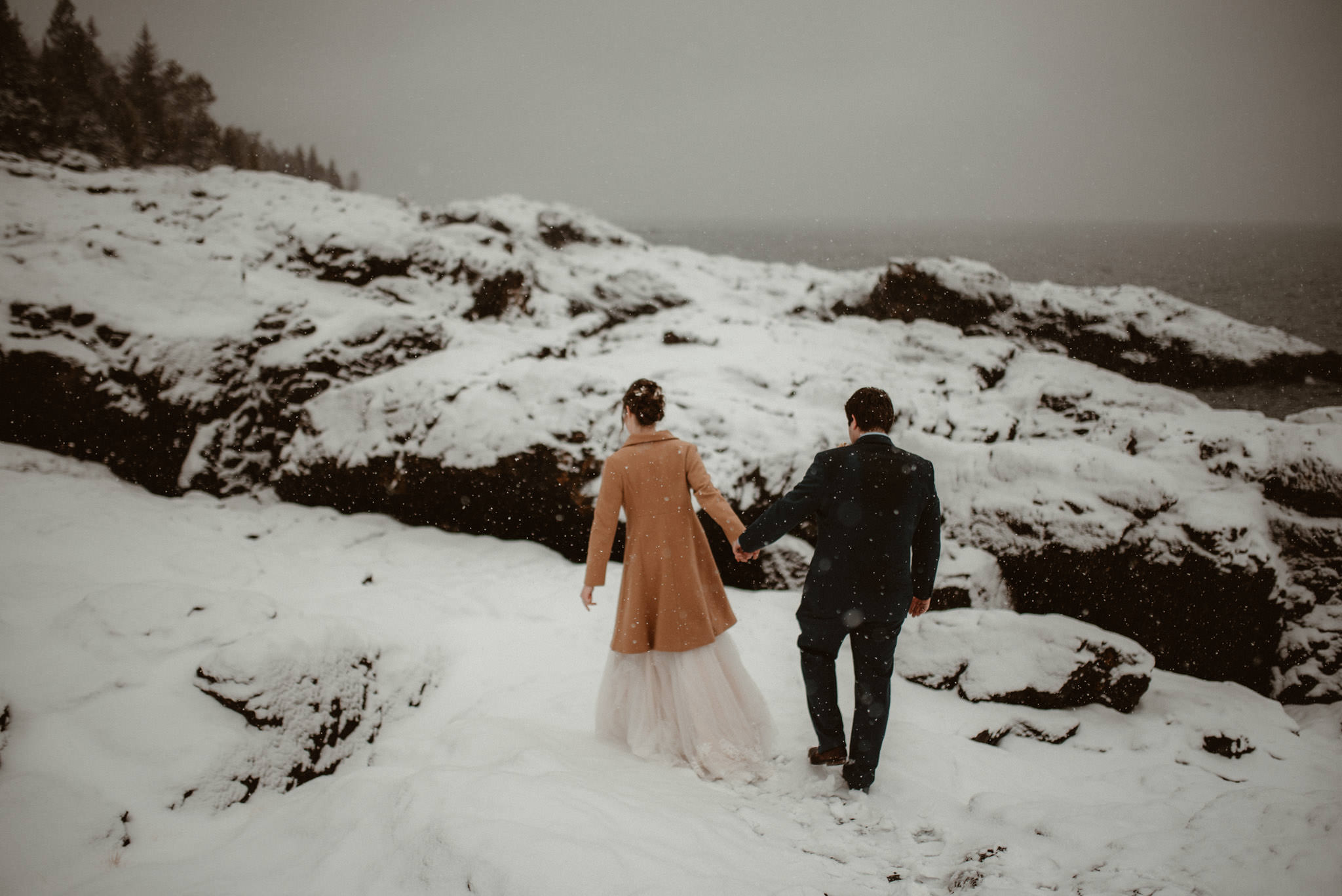 Elopement in winter, Marquette, Michigan