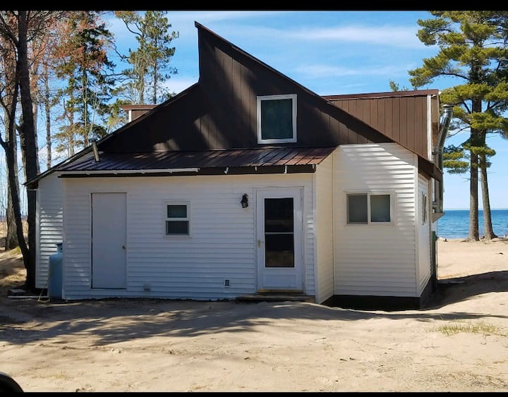 Superior Retreat - Keweenaw Peninsula Airbnb